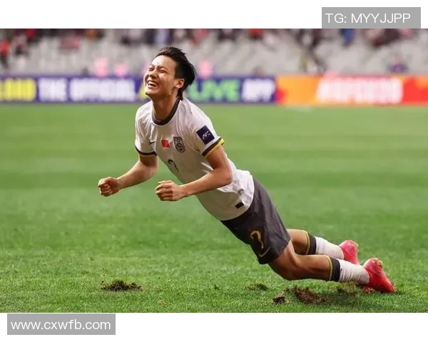 足球界的奇葩名字盘点那些让人忍俊不禁的明星球员奇特称谓