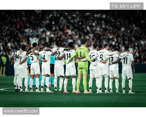 无人知的足球明星背后的故事与成就揭秘